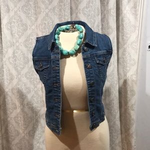 Chi ole jean sleeveless vest